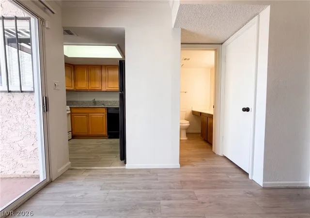 Listing Photo 5 - Condo for sale in building located at 5240 Janfred Ct, Las Vegas, NV 89103 - Unit #1