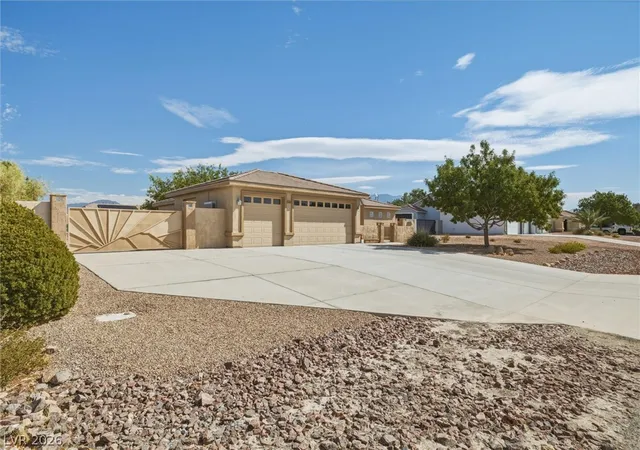 Photo 4 of Single family home for sale at 4940 Stubblefield Dr, Pahrump, NV 89061 | MLS# 2813051 | Listing updated on 2026-08-30