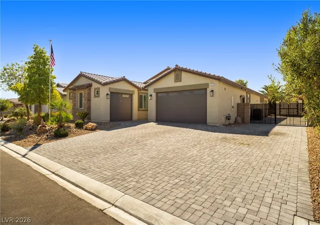 Photo 2 of Single family home for sale at 6125 Steinway Ave, Las Vegas, NV 89131 | MLS# 2811603 | Listing updated on 2026-10-04