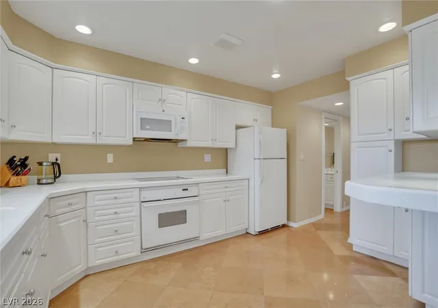 Photo 3 of Townhouse for sale at 548 Tam O Shanter, Las Vegas, NV 89109 | MLS# 2812916 | Listing updated on 2026-09-09
