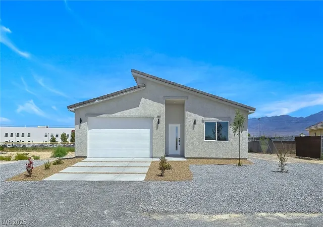 Photo 2 of Single family home for sale at 480 Arapahoe St, Pahrump, NV 89048 | MLS# 2813288 | Listing updated on 2026-09-24
