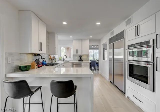 Photo 2 of Single family home for sale at 7615 Spanish Bay Dr, Las Vegas, NV 89113 | MLS# 2812639 | Listing updated on 2026-10-03