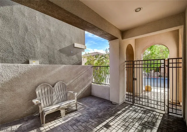 Photo 2 of Single family home for sale at 1858 Morro Vista Dr, Las Vegas, NV 89135 | MLS# 2813313 | Listing updated on 2026-09-14