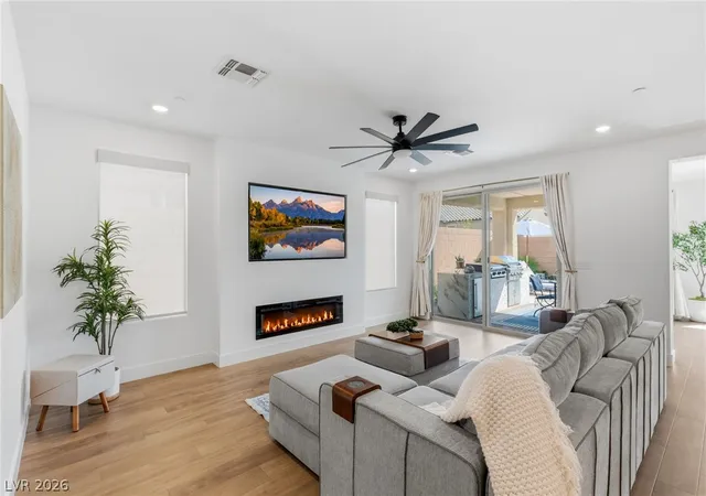 Photo 3 of Single family home for sale at 6490 Sandero Springs St, Las Vegas, NV 89166 | MLS# 2813042 | Listing updated on 2026-08-30