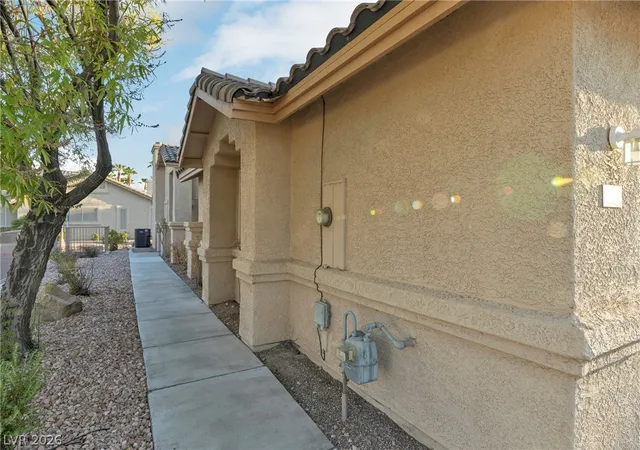 Photo 3 of Townhouse for sale at 2035 E Warm Springs Rd #1005, Las Vegas, NV 89119 | MLS# 2813367 | Listing updated on 2026-09-03