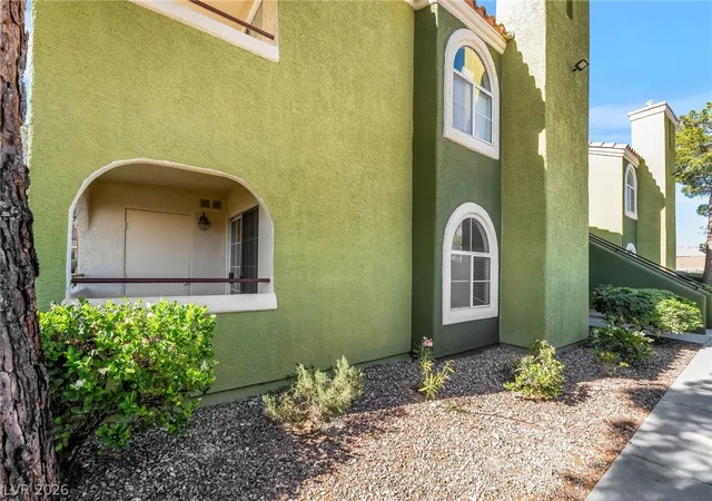 Photo 3 of Sale Pending at 7950 W Flamingo Rd #1087, Las Vegas, NV 89147 | MLS# 2813430 | Listing updated on 2026-08-31