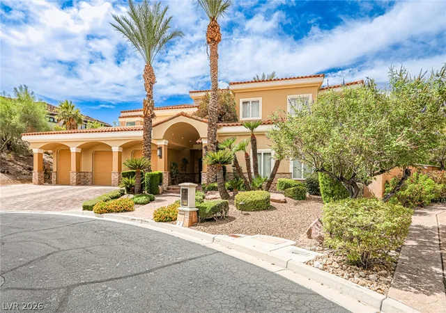 Photo 3 of Single family home for sale at 2 Sardana Ct, Henderson, NV 89011 | MLS# 2813511 | Listing updated on 2026-08-31
