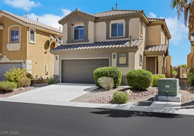 Photo 3 of Sale Pending at 482 Ctr Green Dr, Las Vegas, NV 89148 | MLS# 2811535 | Listing updated on 2026-09-10