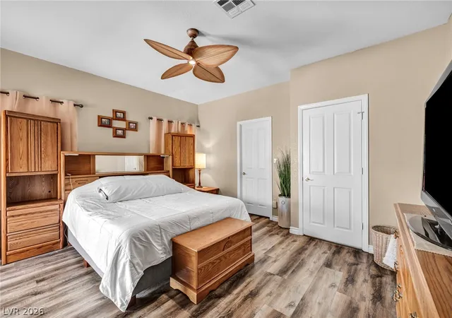 Photo 3 of Townhouse for sale at 413 Fallwood Ln, Las Vegas, NV 89107 | MLS# 2812057 | Listing updated on 2026-09-04