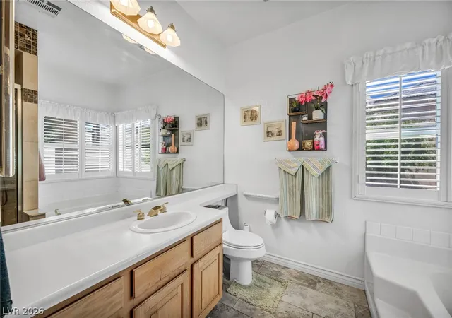 Photo 4 of Townhouse for sale at 413 Fallwood Ln, Las Vegas, NV 89107 | MLS# 2812057 | Listing updated on 2026-09-04