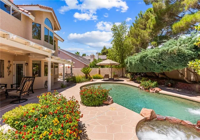 Photo 3 of Single family home for sale at 2825 Cotton Cloud Rd, Las Vegas, NV 89117 | MLS# 2813564 | Listing updated on 2026-09-13