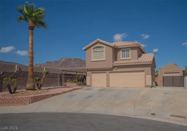 Photo 3 of Sale Pending at 121 Heather Dr, Henderson, NV 89002 | MLS# 2813675 | Listing updated on 2026-09-10