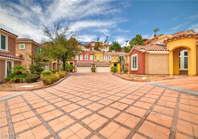 Photo 2 of Townhouse for sale at 11 Cerchio Basso, Henderson, NV 89011 | MLS# 2812662 | Listing updated on 2026-09-09