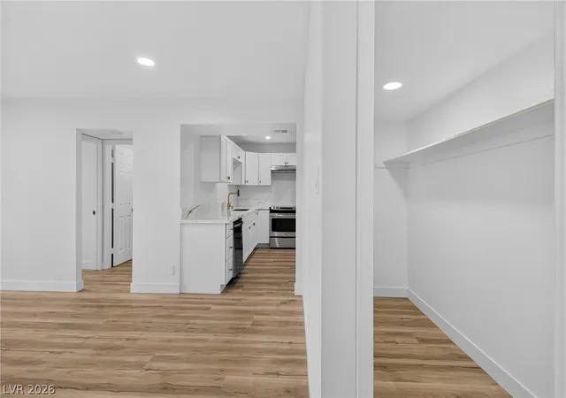 Listing Photo 4 - Condo for sale in building located at 3930 University Ctr Dr, Las Vegas, NV 89119 - Unit #103