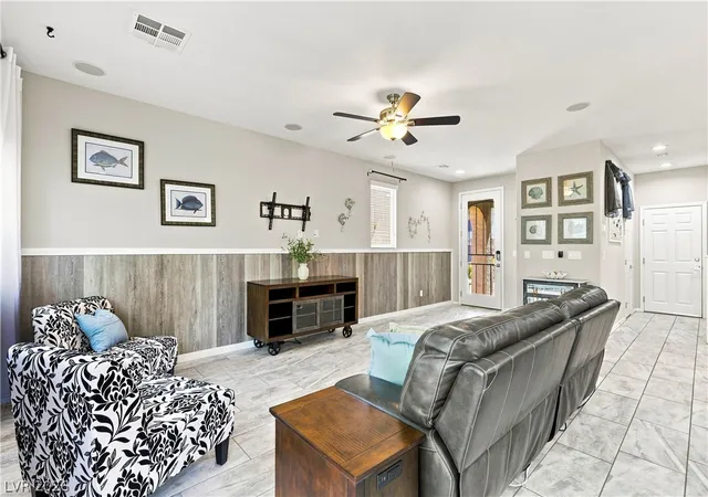 Photo 3 of Sale Pending at 8240 Southern Cross Ave, Las Vegas, NV 89131 | MLS# 2813775 | Listing updated on 2026-09-10