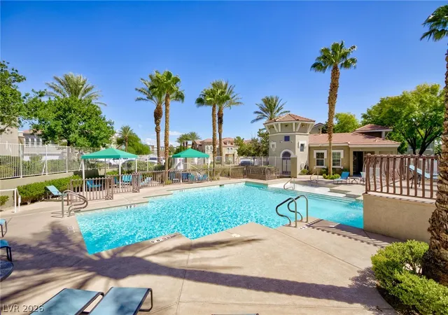 Listing Photo 3 - Condo for sale in building located at 10001 Peace Wy, Las Vegas, NV 89147 - Unit #1221