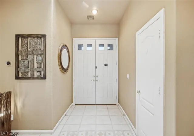 Photo 4 of Sale Pending at 3154 Surf Spray St, Las Vegas, NV 89117 | MLS# 2813372 | Listing updated on 2026-09-10