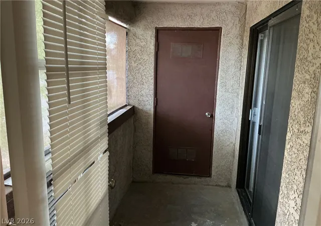 Photo 4 of Condo for sale at 5175 Caliente St #122, Las Vegas, NV 89119 | MLS# 2813628 | Listing updated on 2026-09-03
