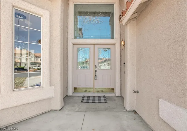 Photo 3 of Single family home for sale at 911 Sterling Thorn Ct, Las Vegas, NV 89183 | MLS# 2813881 | Listing updated on 2026-09-12