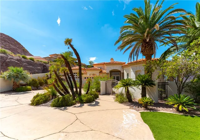 Photo 2 of Single family home for sale at 224 Hallett Cvs Ct, Boulder City, NV 89005 | MLS# 2813860 | Listing updated on 2026-09-04