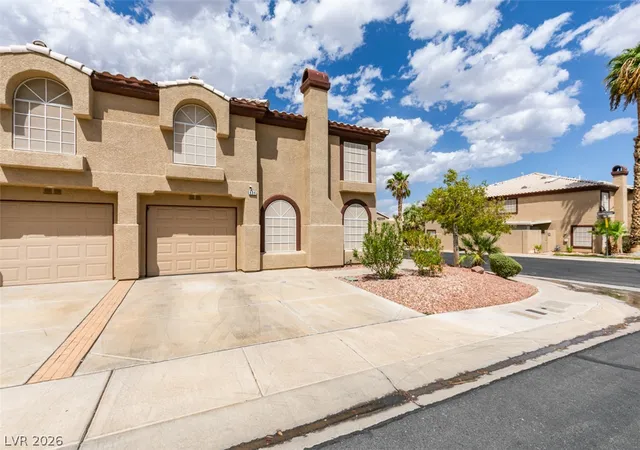 Photo 2 of Sale Pending at 684 Harbor Mist Ave, Henderson, NV 89015 | MLS# 2813925 | Listing updated on 2026-10-01