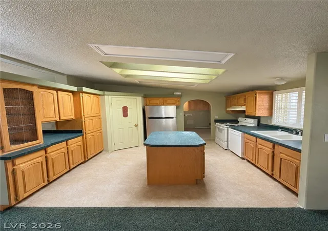 Photo 3 of Manufactured home for sale at 5561 Doubletree Rd, Pahrump, NV 89061 | MLS# 2813464 | Listing updated on 2026-09-10