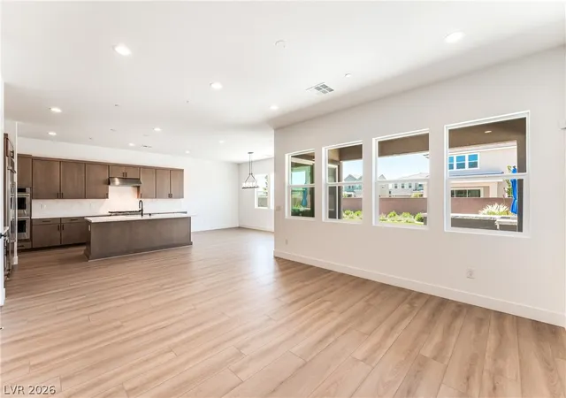Photo 3 of Single family home for sale at 5923 Kings Blf Ave, Las Vegas, NV 89131 | MLS# 2812187 | Listing updated on 2026-09-01