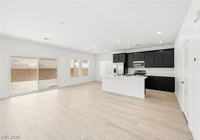Photo 3 of Sale Pending at 3375 Dancing Waters St, Las Vegas, NV 89129 | MLS# 2813981 | Listing updated on 2026-09-08