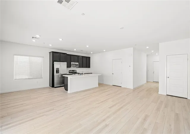 Photo 3 of Sale Pending at 3375 Dancing Waters St, Las Vegas, NV 89129 | MLS# 2813981 | Listing updated on 2026-09-08
