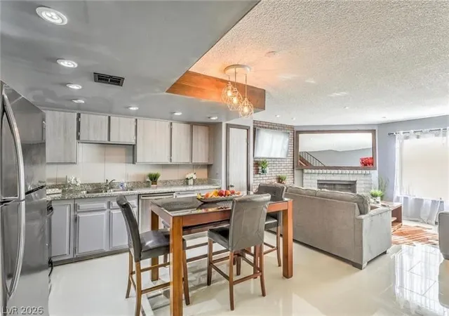 Photo 4 of Sale Pending at 5457 Escondido St, Las Vegas, NV 89119 | MLS# 2813368 | Listing updated on 2026-09-05