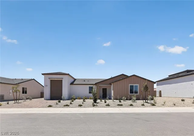 Photo 3 of Single family home for sale at 327 Sam Way, Mesquite, NV 89027 | MLS# 2814001 | Listing updated on 2026-10-06
