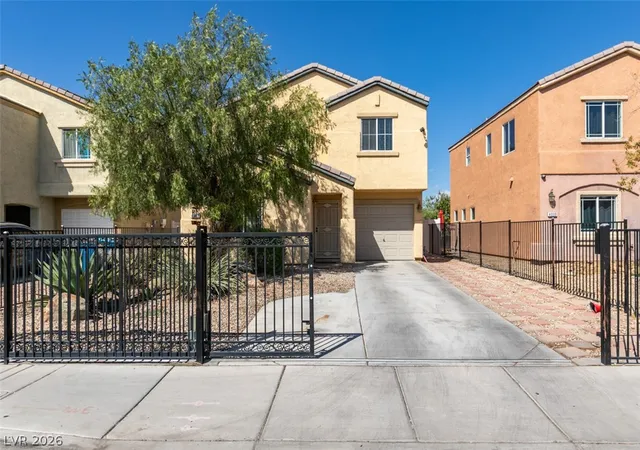 Photo 1 of Sale Pending at 4033 Puebla St, Las Vegas, NV 89115 | MLS# 2813726 | Listing updated on 2026-09-10