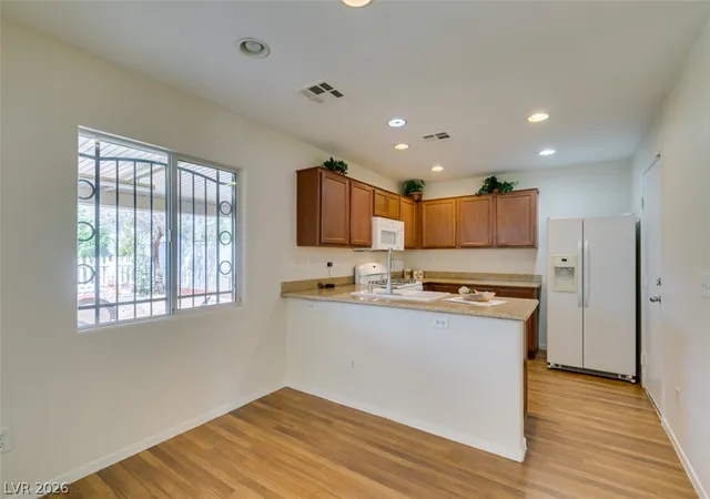 Photo 4 of Sale Pending at 4033 Puebla St, Las Vegas, NV 89115 | MLS# 2813726 | Listing updated on 2026-09-10