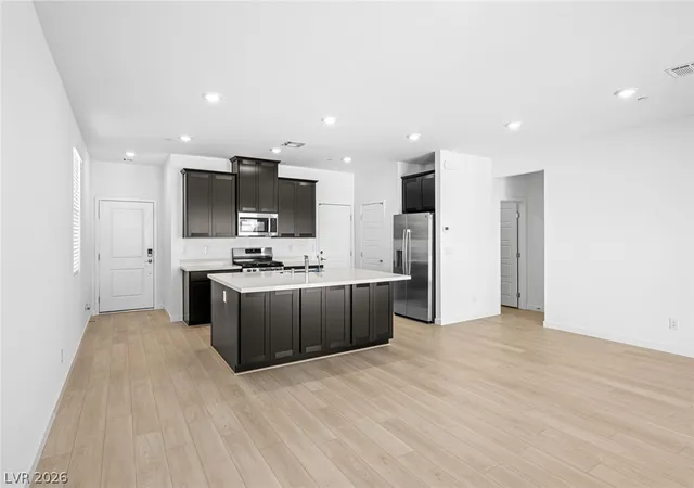 Photo 3 of Sale Pending at 9561 Sagebrush Grv St, Las Vegas, NV 89178 | MLS# 2814009 | Listing updated on 2026-09-21