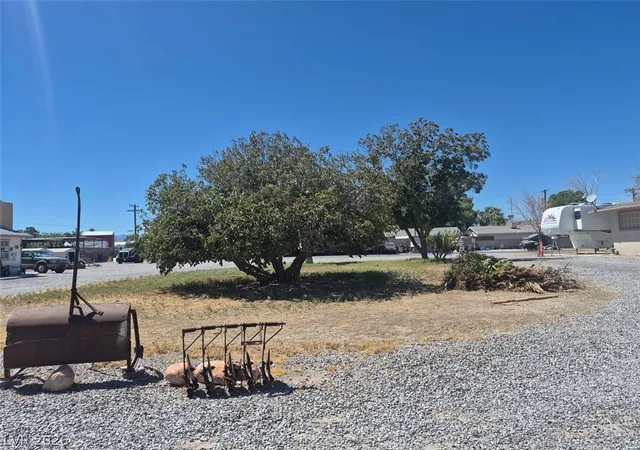 Photo 3 of Single family home for sale at 5001 W Gilmore Ave, Las Vegas, NV 89130 | MLS# 2814091 | Listing updated on 2026-09-03