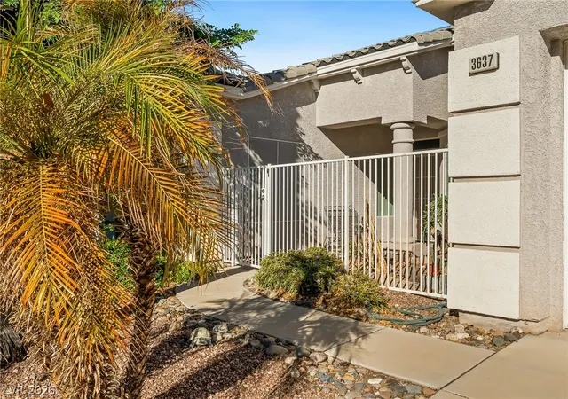Photo 3 of Single family home for sale at 3637 Cottage Strm Ct, Laughlin, NV 89029 | MLS# 2814138 | Listing updated on 2026-09-30