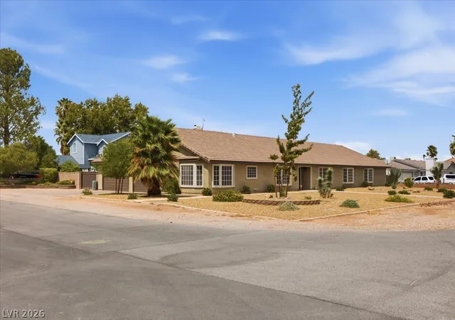 Photo 3 of Single family home for sale at 6191 Lindell Rd, Las Vegas, NV 89118 | MLS# 2813615 | Listing updated on 2026-09-05
