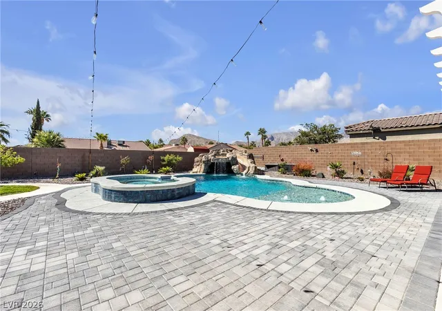 Photo 3 of Single family home for sale at 9511 Star Vista Ct, Las Vegas, NV 89149 | MLS# 2814172 | Listing updated on 2026-10-05