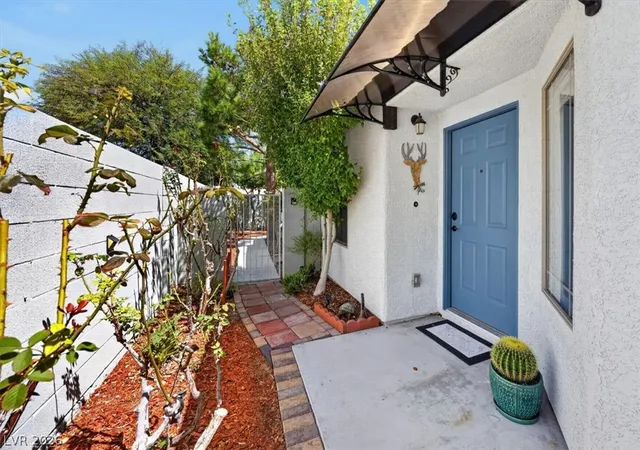 Photo 2 of Single family home for sale at 9686 Giddings Ave, Las Vegas, NV 89148 | MLS# 2813698 | Listing updated on 2026-09-06