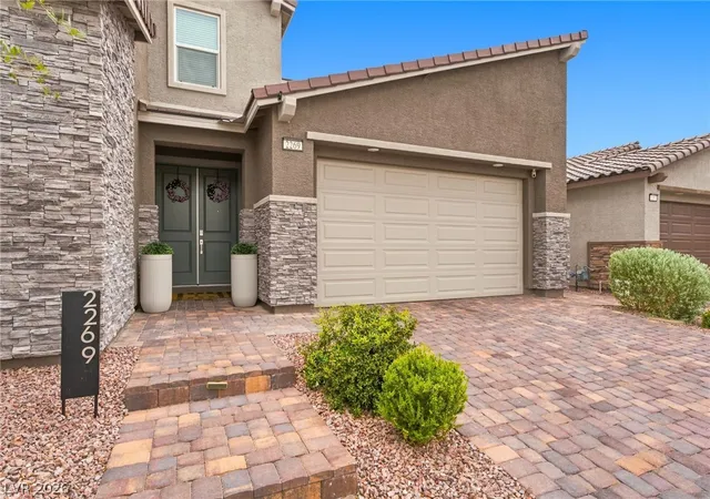 Photo 2 of Single family home for sale at 2269 Luna Hvn St, Henderson, NV 89044 | MLS# 2814216 | Listing updated on 2026-09-12