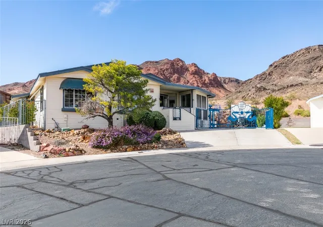 Photo 2 of Manufactured home for sale at 579 Lake Huron Ln, Boulder City, NV 89005 | MLS# 2814250 | Listing updated on 2026-09-02