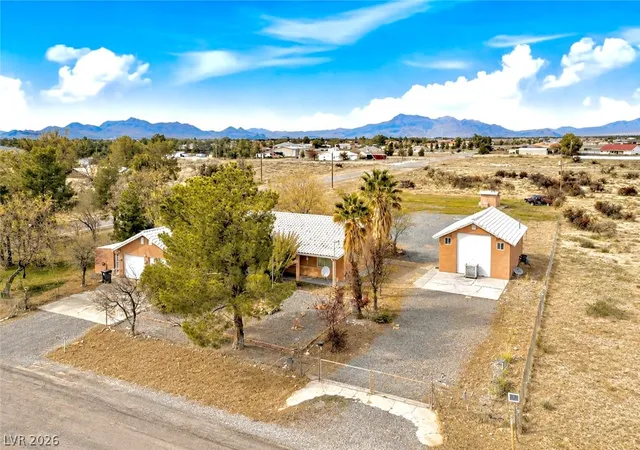 Photo 1 of Single family home for sale at 1700 W Hickory St, Pahrump, NV 89048 | MLS# 2814271 | Listing updated on 2026-09-11