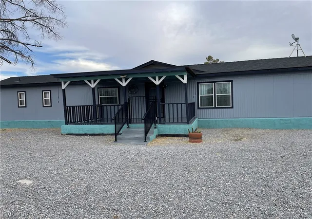 Photo 2 of Manufactured home for sale at 1111 Bank Ave, Pahrump, NV 89048 | MLS# 2814272 | Listing updated on 2026-09-11
