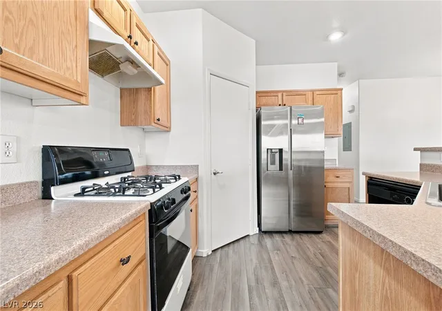 Photo 4 of Townhouse for sale at 6445 Za Zu Pitts Ave #103, Las Vegas, NV 89122 | MLS# 2814037 | Listing updated on 2026-09-02