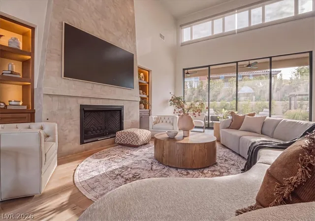 Photo 1 of Single family home for sale at 4 El Macero Ct, Henderson, NV 89052 | MLS# 2813515 | Listing updated on 2026-09-07