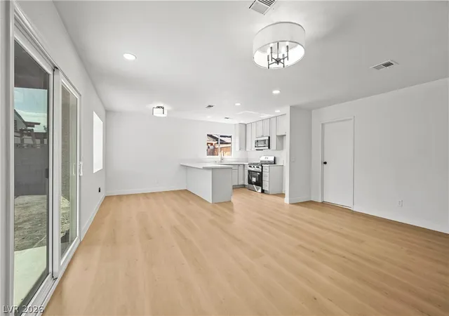 Photo 4 of Single family home for sale at 544 E Rolly St, Henderson, NV 89011 | MLS# 2814363 | Listing updated on 2026-09-10