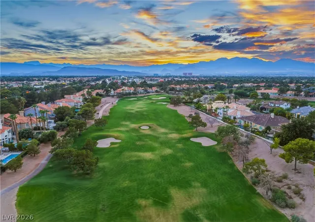 Photo 2 of Sale Pending at 8912 Rainbow Ridge Dr, Las Vegas, NV 89117 | MLS# 2813614 | Listing updated on 2026-09-14