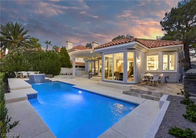 Photo 3 of Sale Pending at 8912 Rainbow Ridge Dr, Las Vegas, NV 89117 | MLS# 2813614 | Listing updated on 2026-09-14