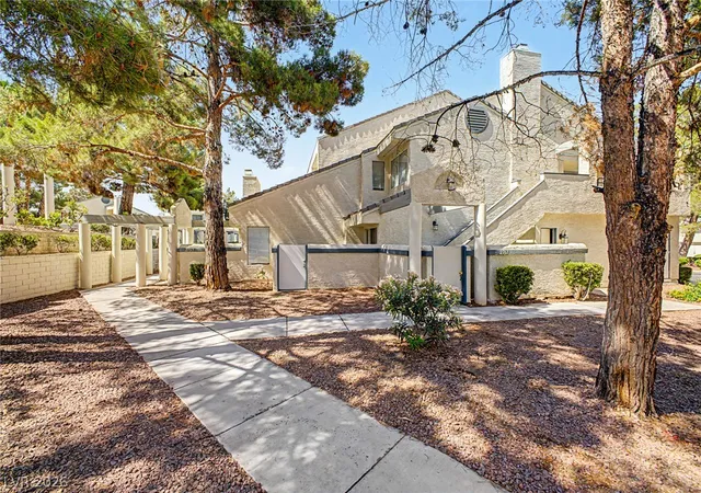 Photo 3 of Townhouse for sale at 2753 Lodestone Dr #0, Las Vegas, NV 89117 | MLS# 2814374 | Listing updated on 2026-10-06