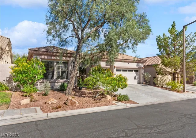 Photo 3 of Single family home for sale at 3290 Squire St, Las Vegas, NV 89135 | MLS# 2814078 | Listing updated on 2026-09-30